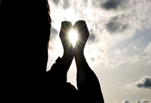 成为游戏代理如何做游戏推广赚钱？