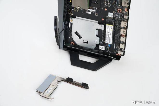 体验与颜值拉满！买游戏电脑不用再忍“傻大粗吵”ROG魔霸9 MINI迷你电脑测评